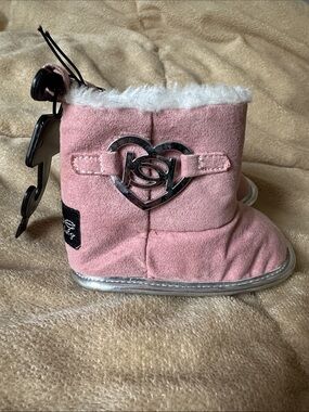 Bebe Pink Heart Logo Faux-Fur Baby Booties size 3 NWT